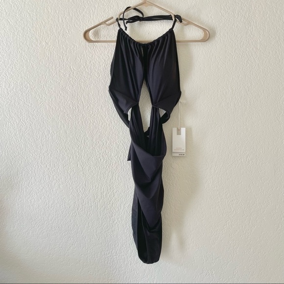 Good American halter one-piece swimsuit - Picture 4 of 8